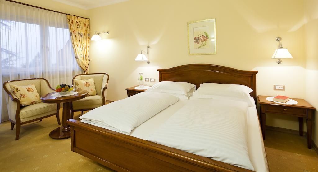 Hotel Aster Мерано Екстер'єр фото