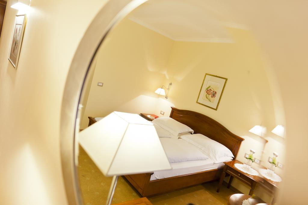 Hotel Aster Мерано Екстер'єр фото